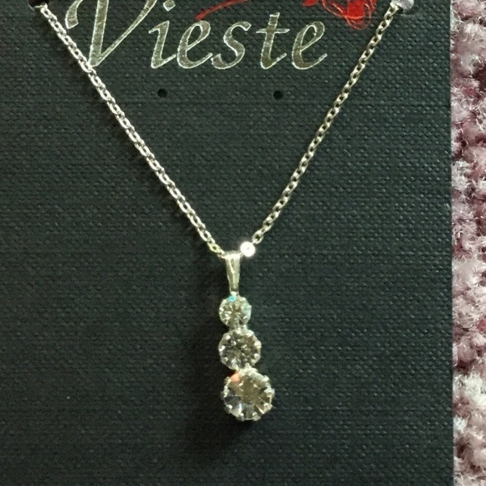 New necklace - Picture 2 of 2